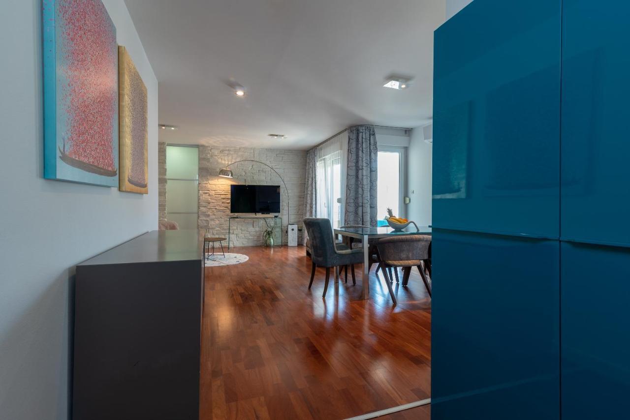 Apartments Liam Trogir Bagian luar foto