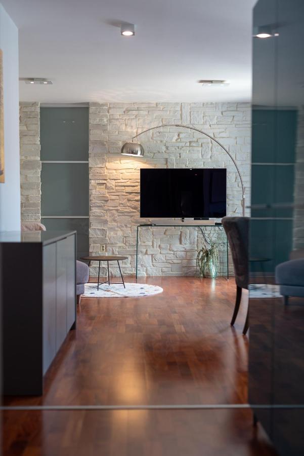 Apartments Liam Trogir Bagian luar foto