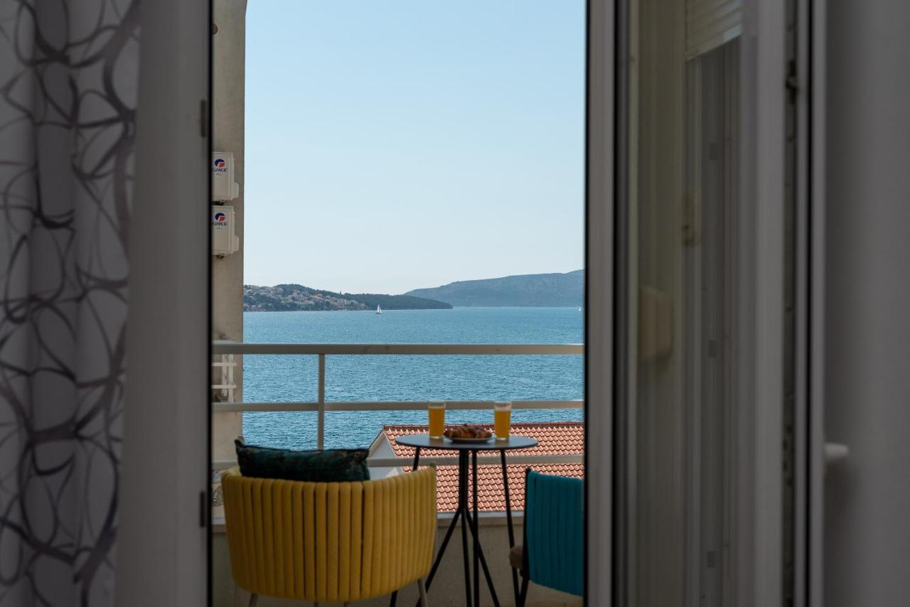 Apartments Liam Trogir Bagian luar foto
