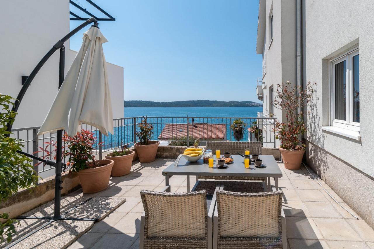 Apartments Liam Trogir Bagian luar foto