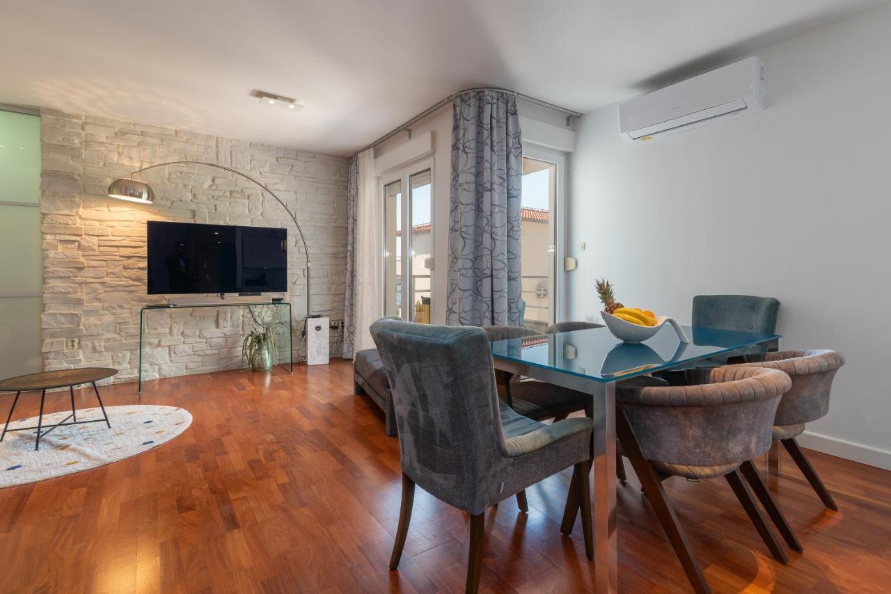 Apartments Liam Trogir Bagian luar foto