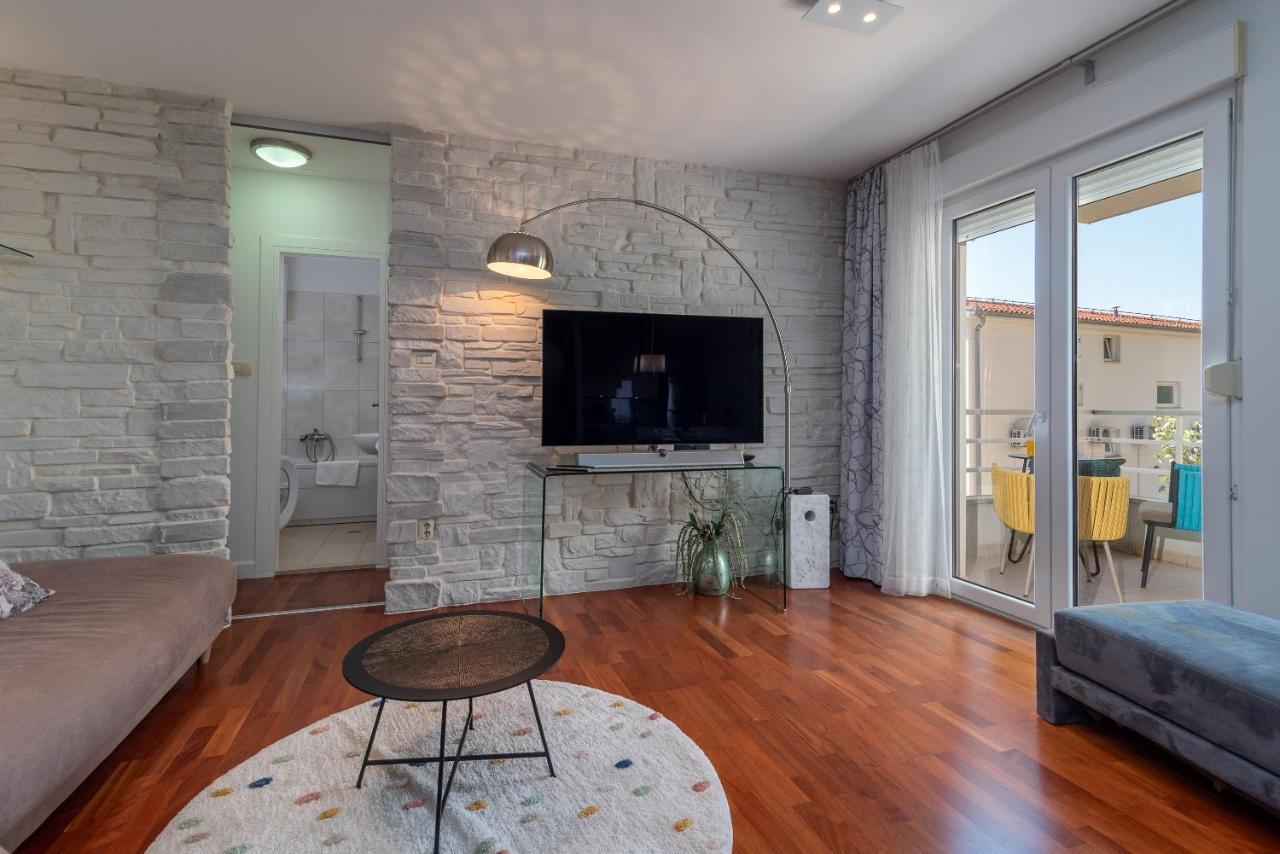Apartments Liam Trogir Bagian luar foto