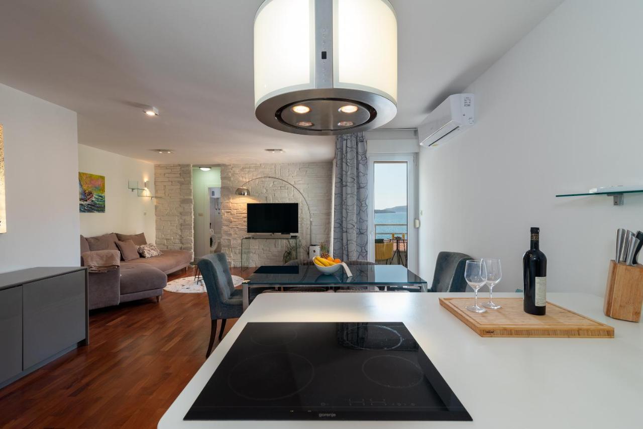 Apartments Liam Trogir Bagian luar foto