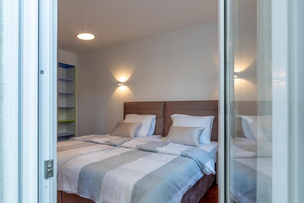 Apartments Liam Trogir Bagian luar foto
