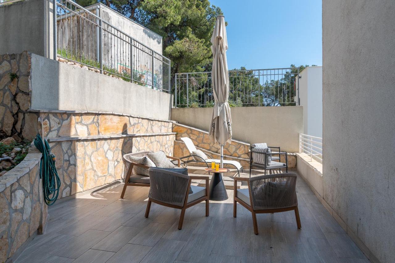 Apartments Liam Trogir Bagian luar foto